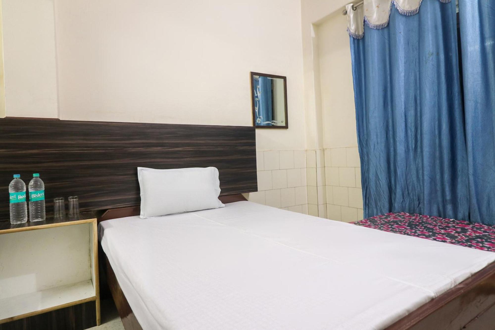 Spot On Hotel Anand Bhawan Alīgarh Exterior foto
