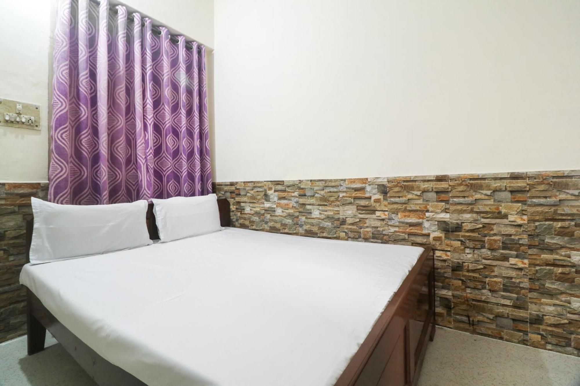 Spot On Hotel Anand Bhawan Alīgarh Exterior foto