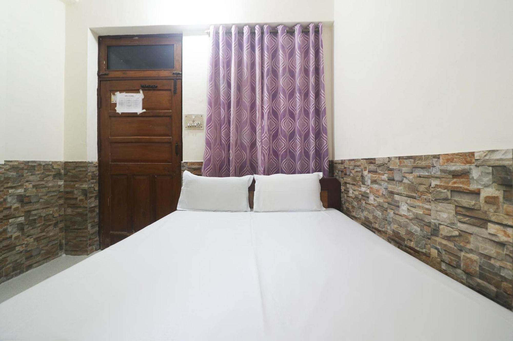 Spot On Hotel Anand Bhawan Alīgarh Exterior foto