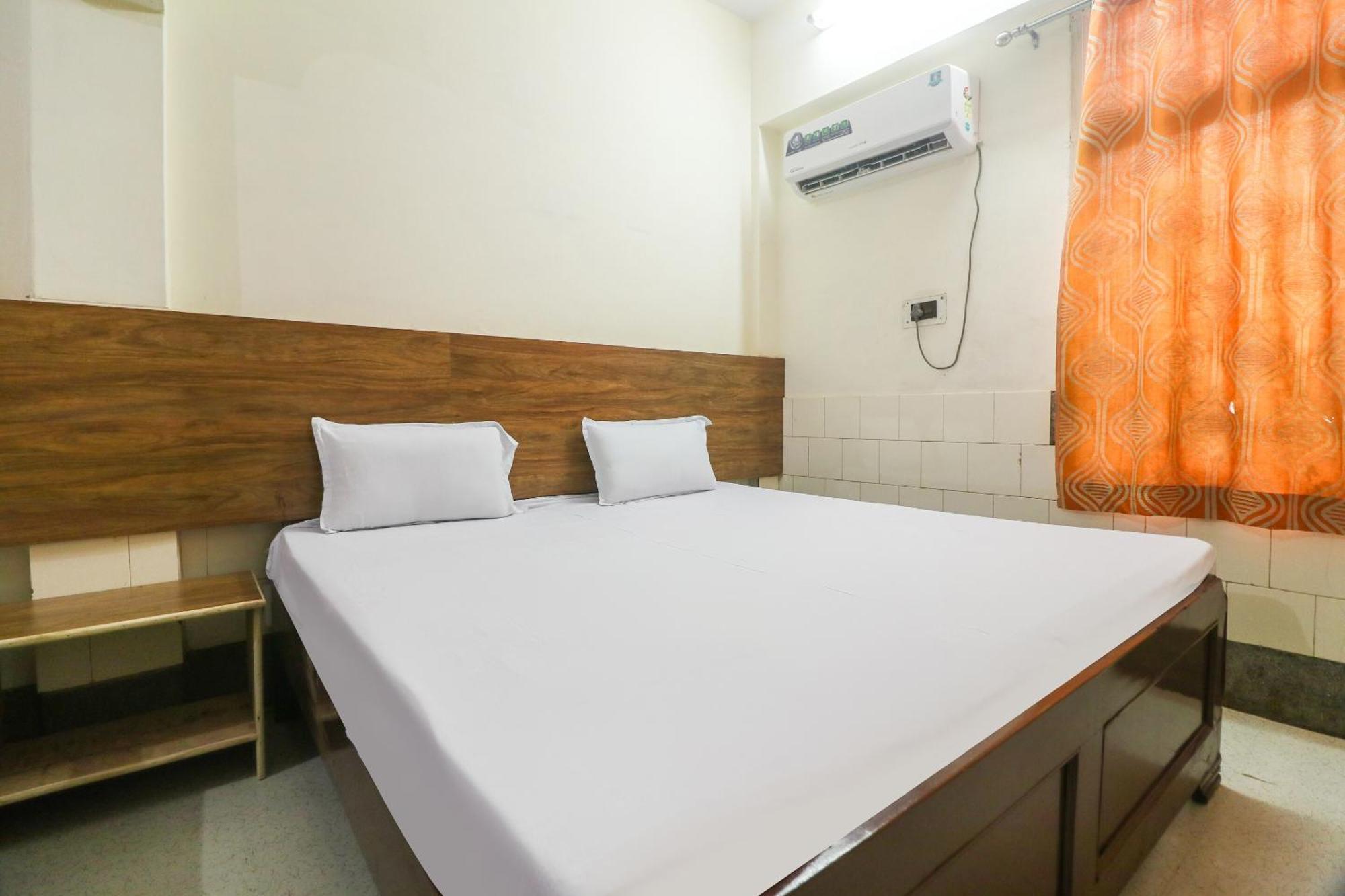 Spot On Hotel Anand Bhawan Alīgarh Exterior foto
